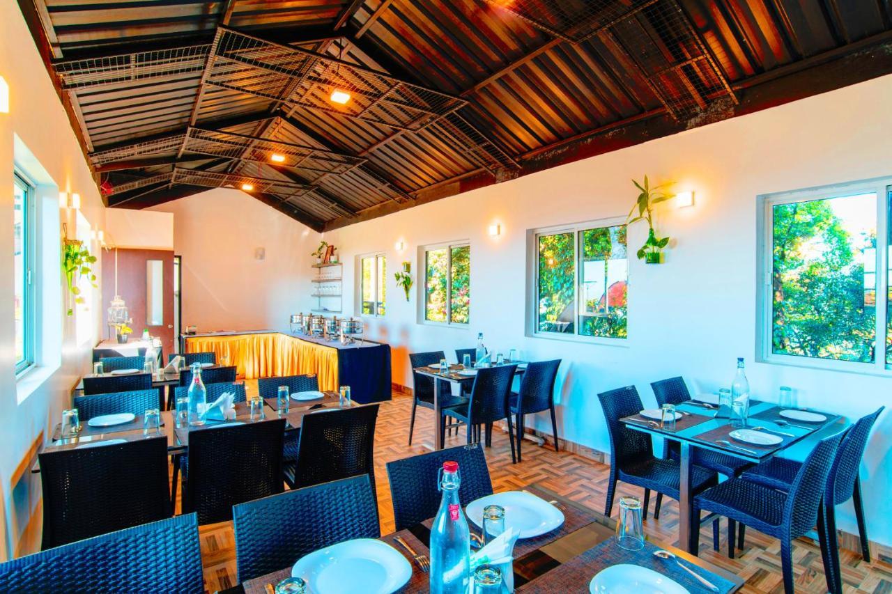 Forest County Hotell Munnar Exteriör bild