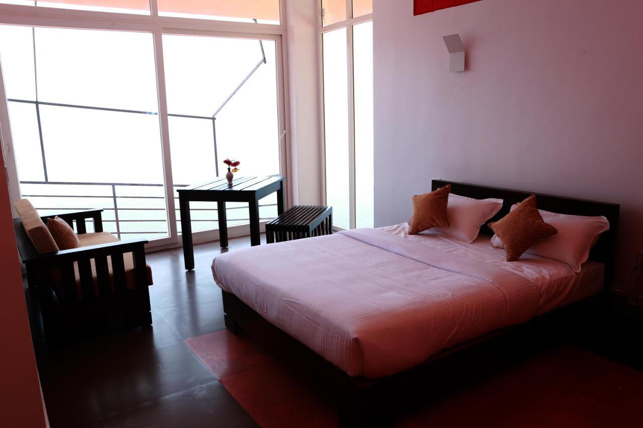 Forest County Hotell Munnar Exteriör bild